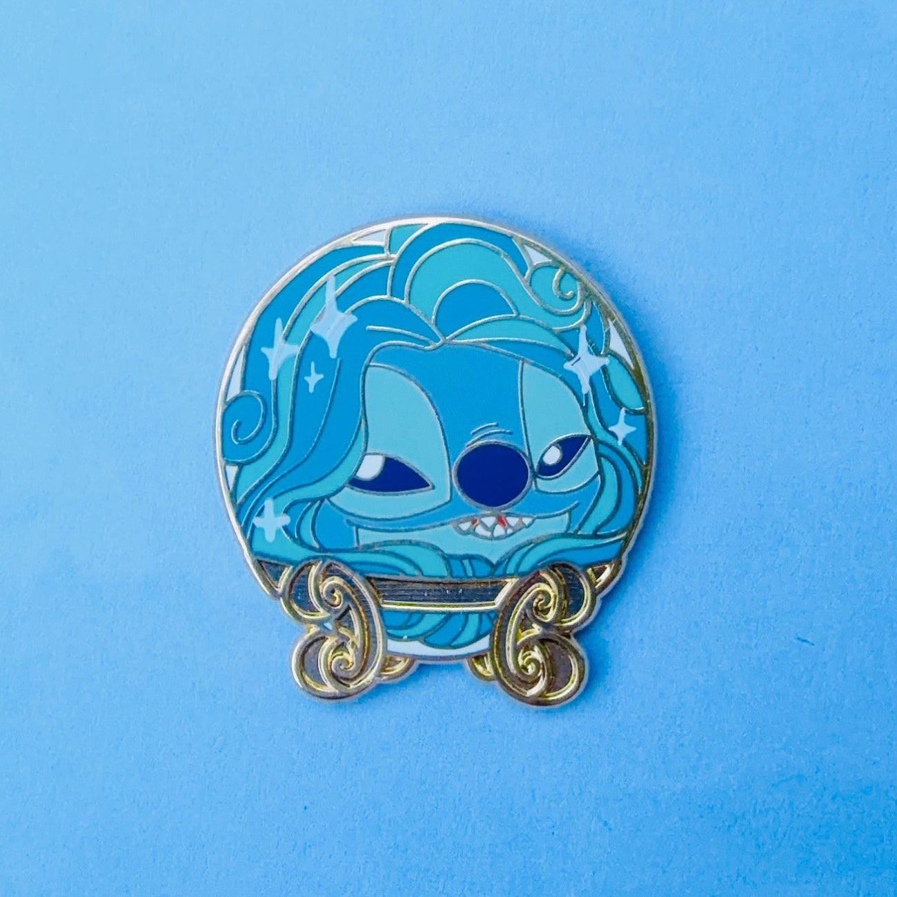 Stitch As Haunted Mansion Characters Enamel Pin - Crystal Ball